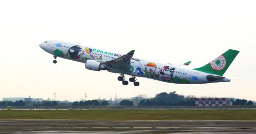 EVA Air služby Bad Badtz-Maru