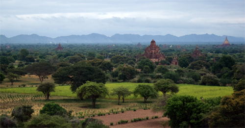 Východ slnka - Bagan - Mjanmarsko - EVA Air